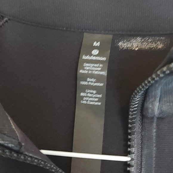 💥Host Pick💥 Lululemon Sojourn Jacket - Picture 3 of 12